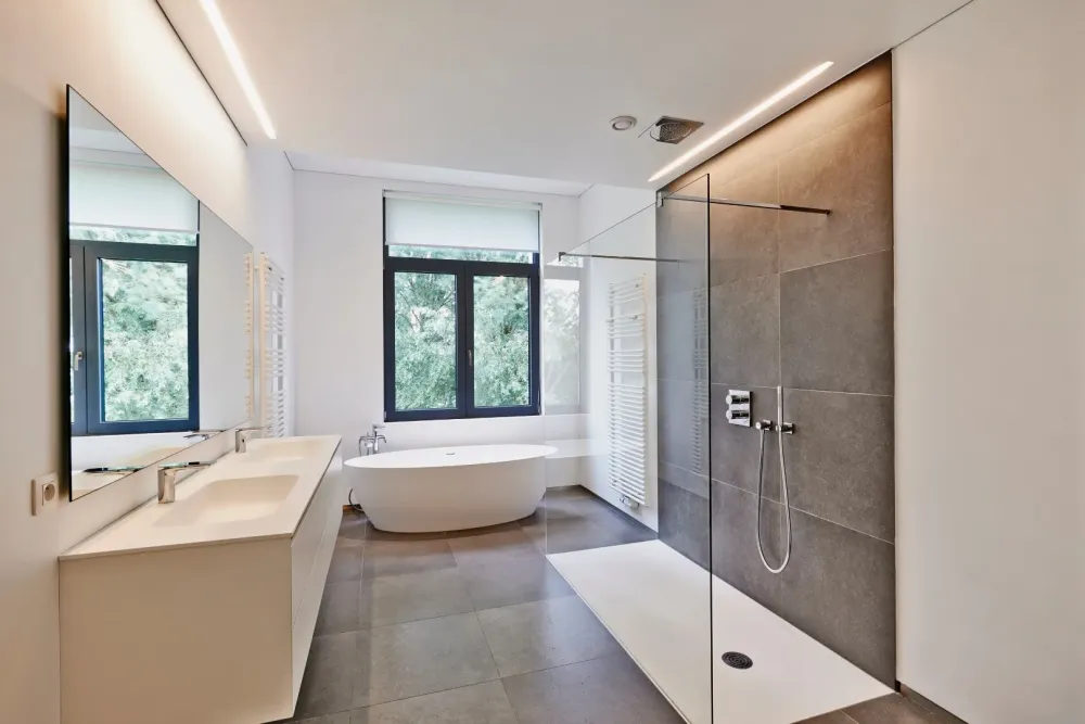 Salle de bains PMR près de Bouguenais